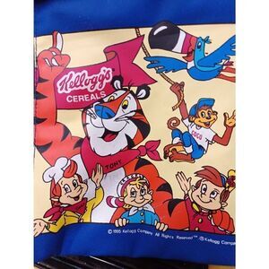 Kellogg's cereal lunch box